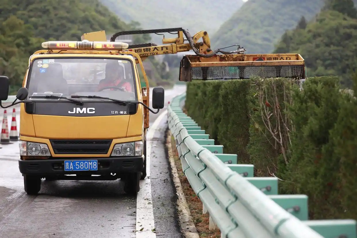 贵州公路建养集团:养护里程居首,多领域建设养护成果显著