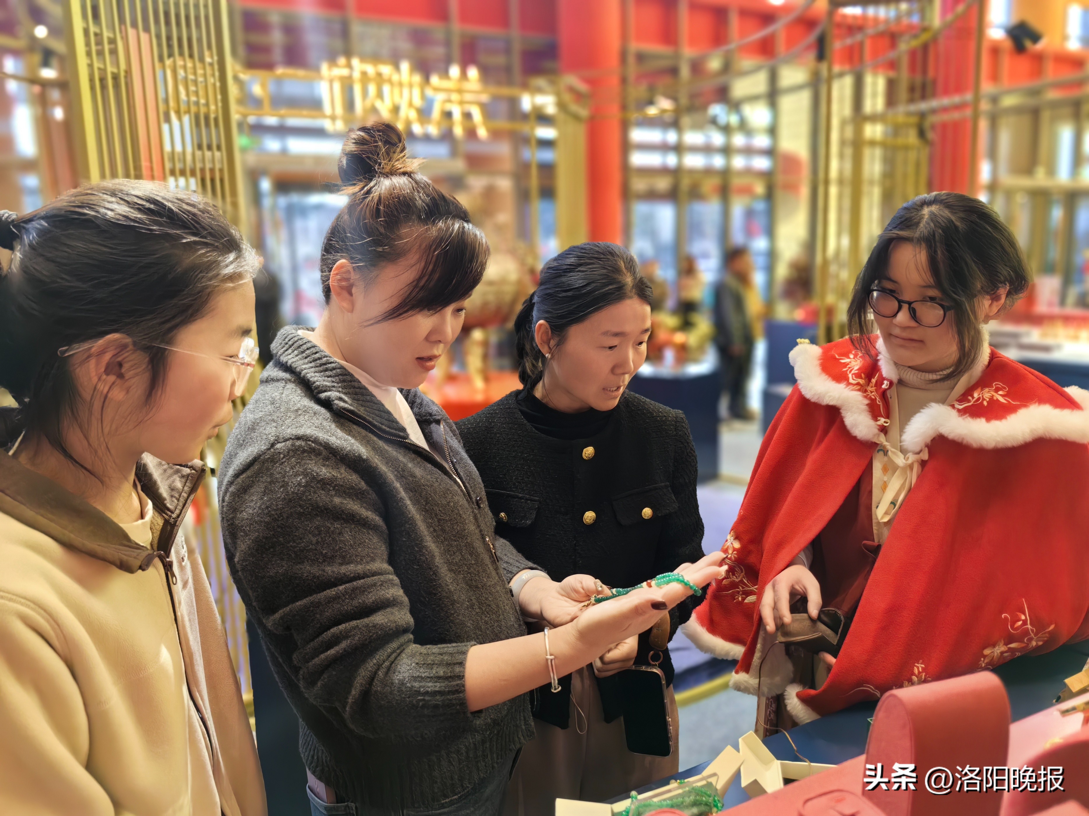 连霍高速洛阳服务区焕新,从补给站变文化客厅成网红打卡地