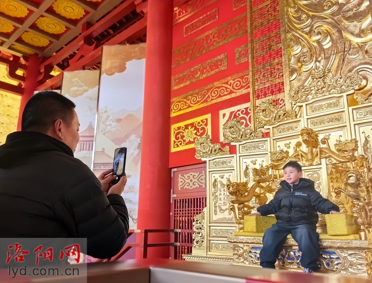 洛阳高速服务区：文化体验升级，成网红打卡地，服务功能两不误