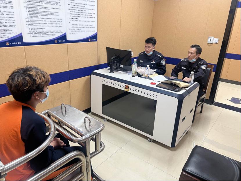 东莞交警重拳整治飙车炸街,查扣多辆违法车并拘人