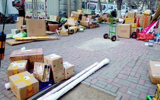 春节期间快递不停运,但部分快递企业或提价10元左右