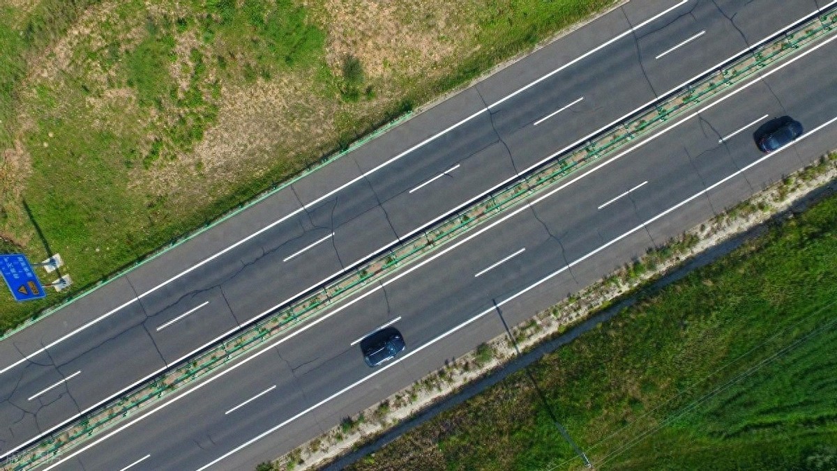 2025年多条高速停止收费，通行费归零，后续养护钱从哪来？