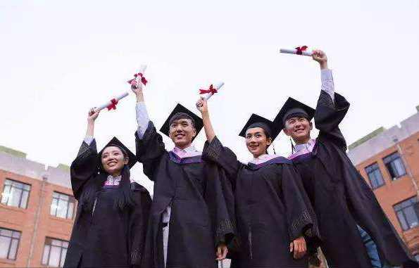 教育部等三部委解读双一流建设实施推进原则及遴选认定办法