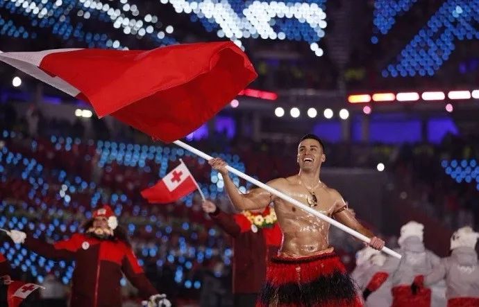 回顾平昌冬奥会开幕式:精彩瞬间与各国代表团风采全记录