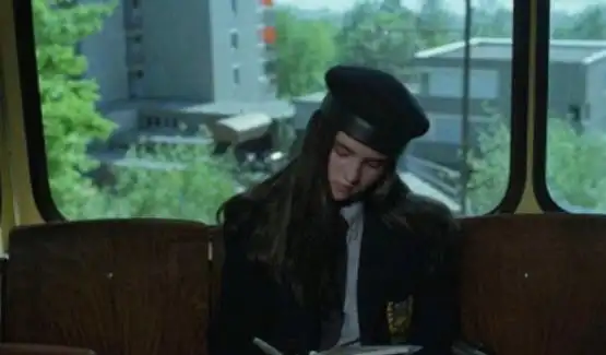 大学恋爱非必需品?别被‘快餐式恋爱’带偏了