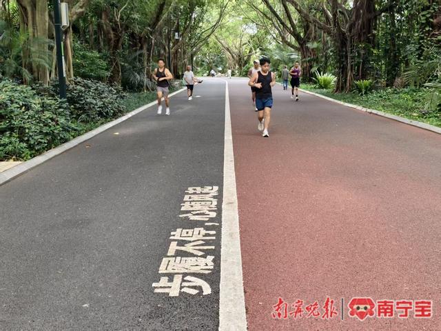 高考倒计时!考生饮食与心理咋调整?专家来支招