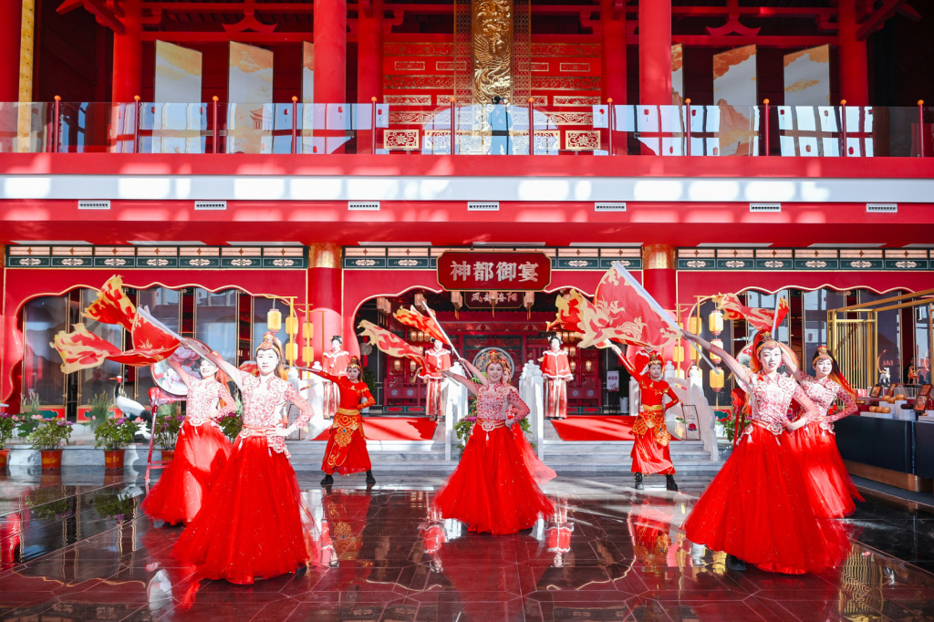 高速服务区文旅体验升级，基础功能提升仍是当务之急