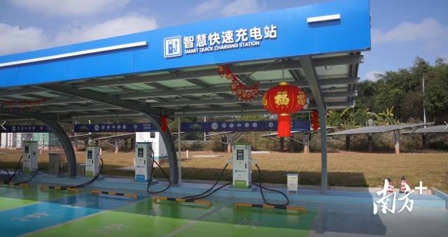 惠大高速元山服务区:光储充一体,解新能源车春运充电难题